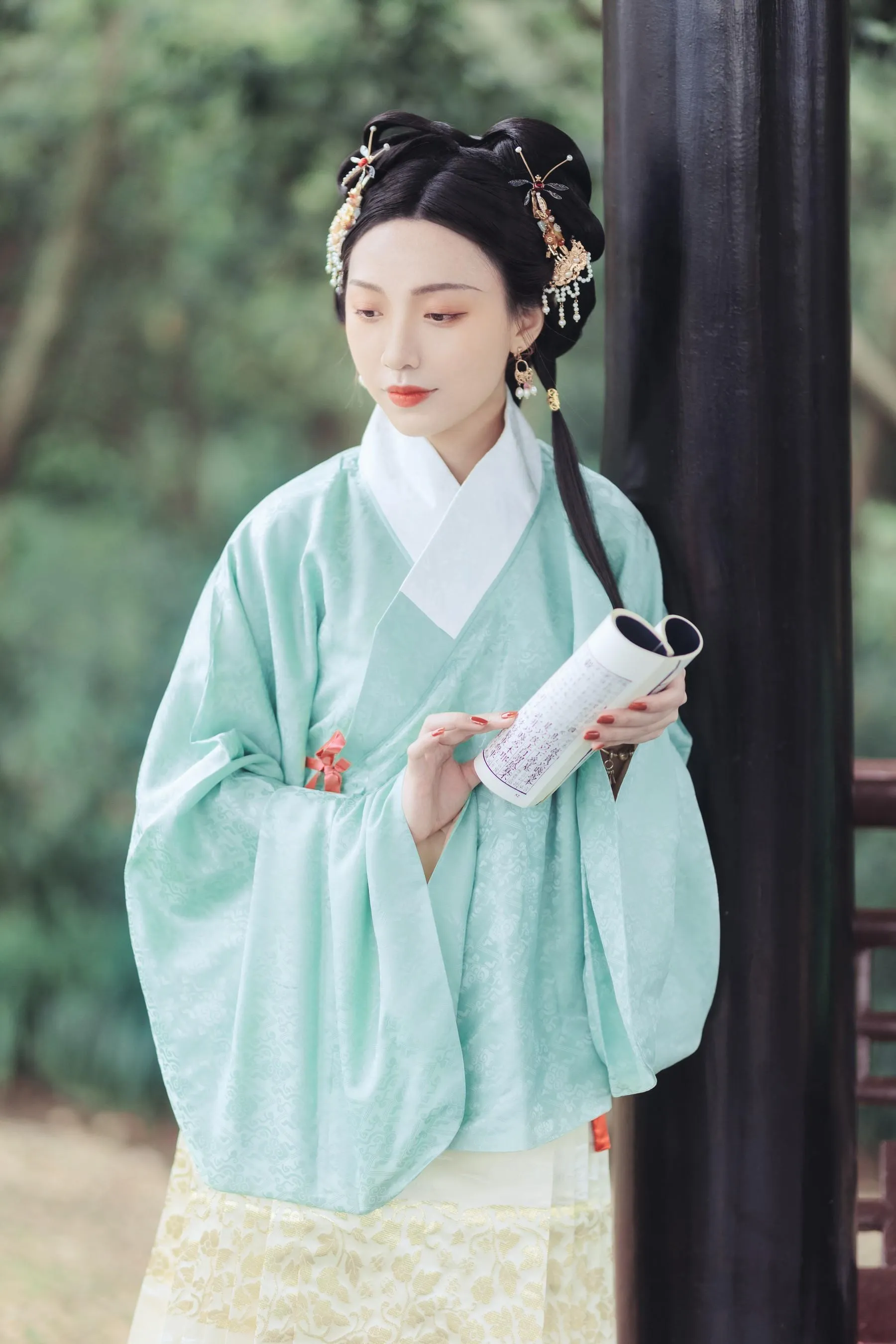 [YITUYU艺图语]2022.01.12 海棠依旧 Joyceee [27P]插图2
